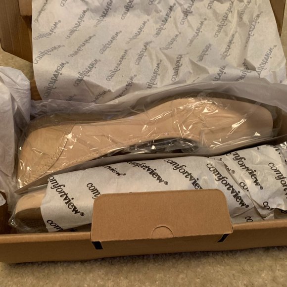 Comfortview Taupe Lyra Flat Size 11M NIB - Picture 11 of 13